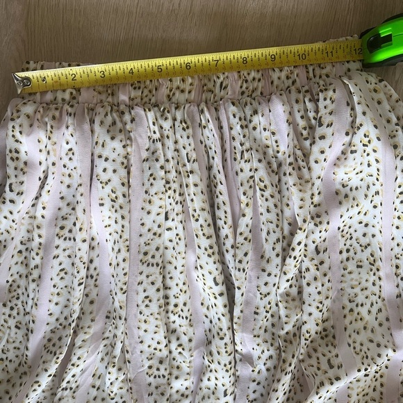 Elegant Cream Polka Dot Skirt Size Medium - Picture 8 of 9